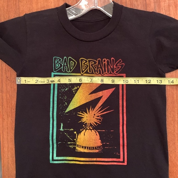 Boys black with rasta fade graphic tee “Bad Brains” - Picture 4 of 7